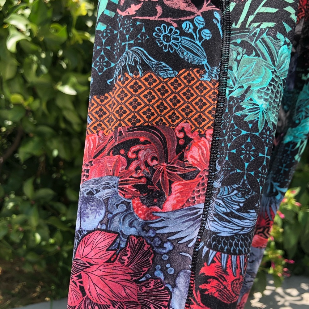 Lululemon Size 2 - Picture 6 of 14